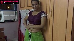 Amauter indian babe masturbating with cucumber